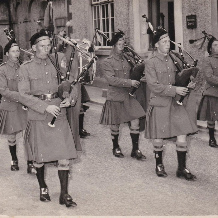 Clonmel Pipe Band History: From The Boys’ Club to Kickham Barracks