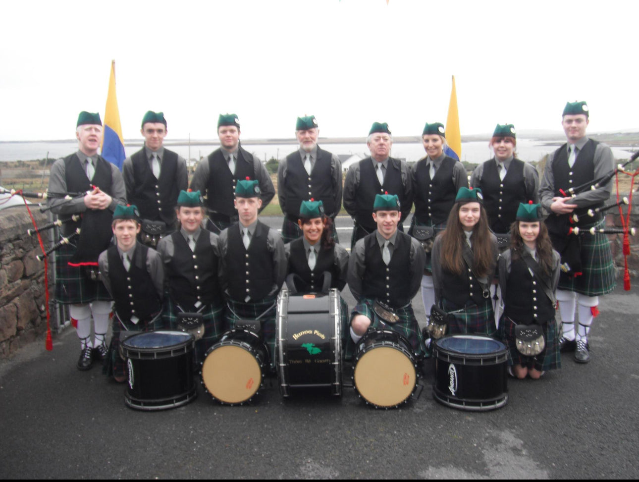 25 Years of the Tonragee Pipe Band (Banna Píob Thóin Ré Gaoith)