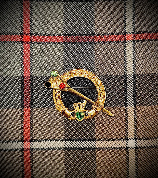 Golden Irish Tara Brooch: A Timeless Tribute to Celtic Heritage